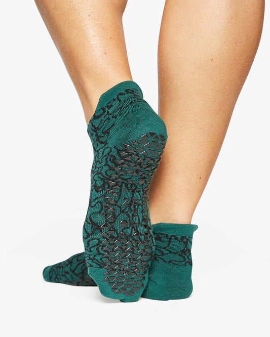 Abstract Full Foot